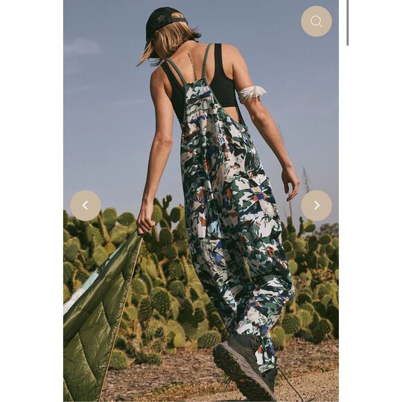 Free people movement hotshot jumper in evergreen print size medium - Picture 2 of 13